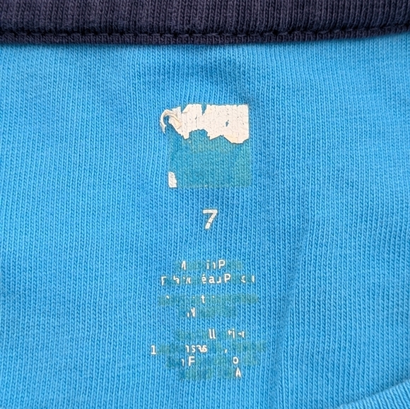 Tea Collection Weight Lifting Shirt 7 - Picture 4 of 6